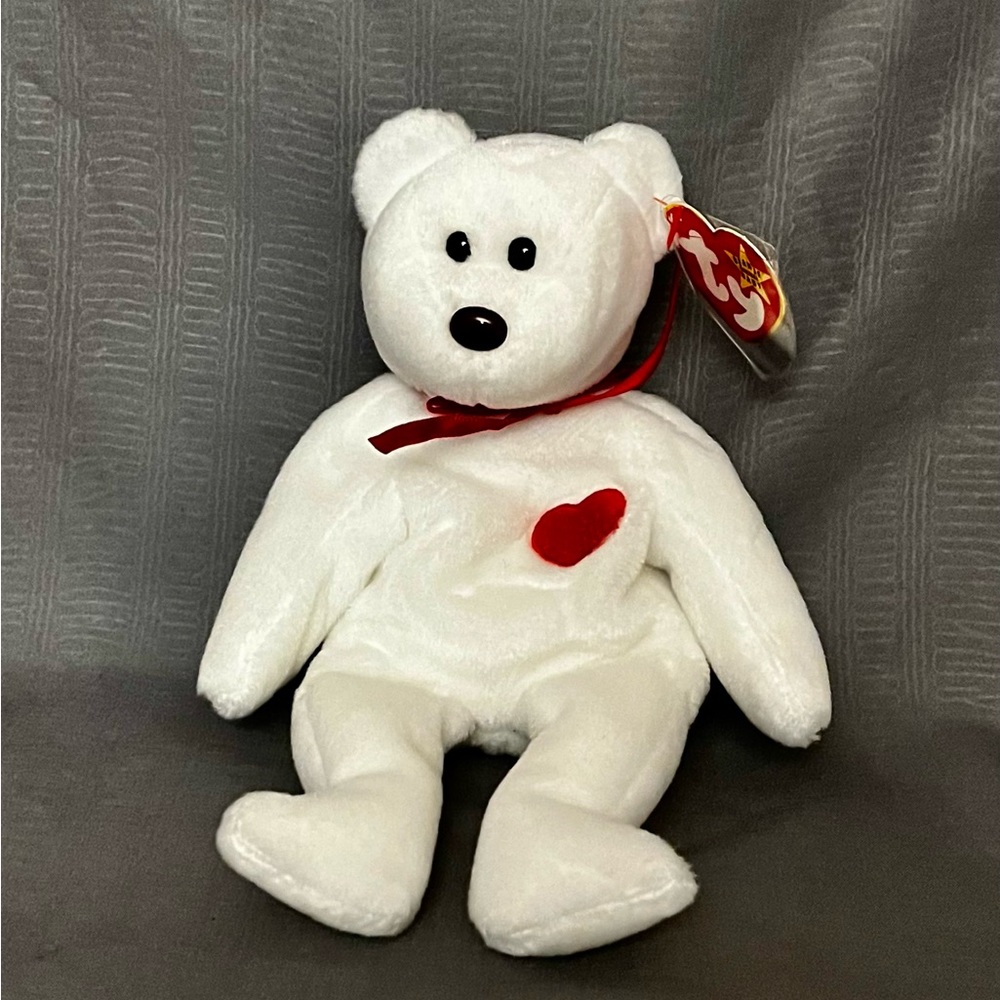 Vintage Valentino Bear TY Beanie Baby 1994 with brown nose